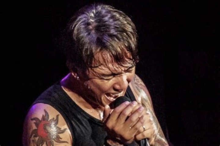 Arnel Pineda: Wife, net worth, tattoos, smoking & body facts