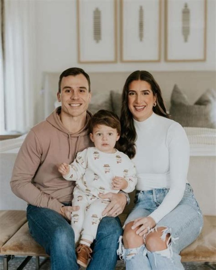 Kayla Manning Bio, Wiki, Age, Family, Husband, Instagram and Net Worth